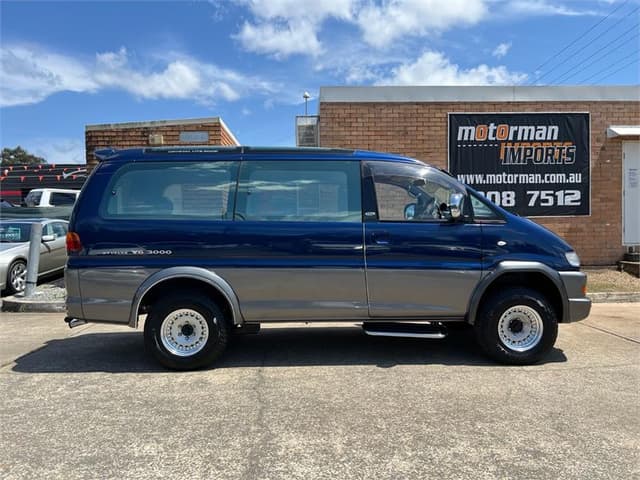 1997 Mitsubishi Delica JDM car for sale — photo 5 of 19