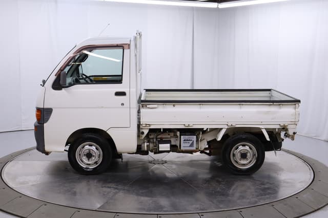 1998 Daihatsu Hijet JDM car for sale — photo 4 of 25