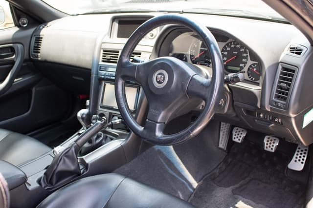 2001 Nissan Skyline JDM car for sale — photo 19 of 25