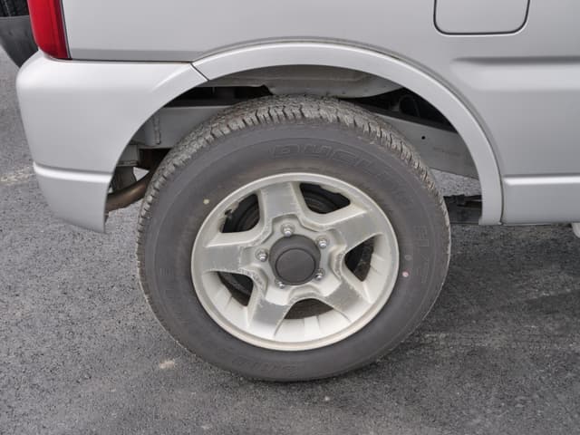 2001 Suzuki Jimny JDM car for sale — photo 21 of 25
