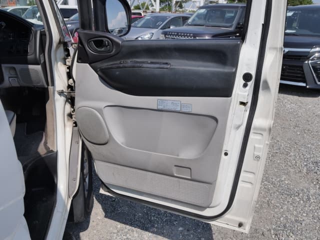 1999 Mitsubishi Delica JDM car for sale — photo 25 of 25