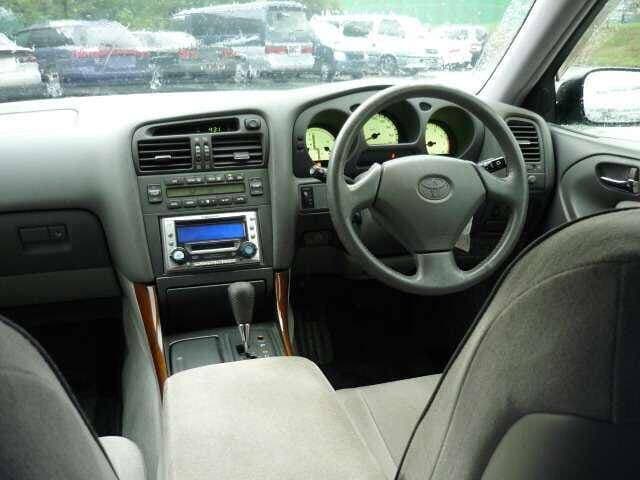 1998 Toyota Aristo JDM car for sale — photo 3 of 9