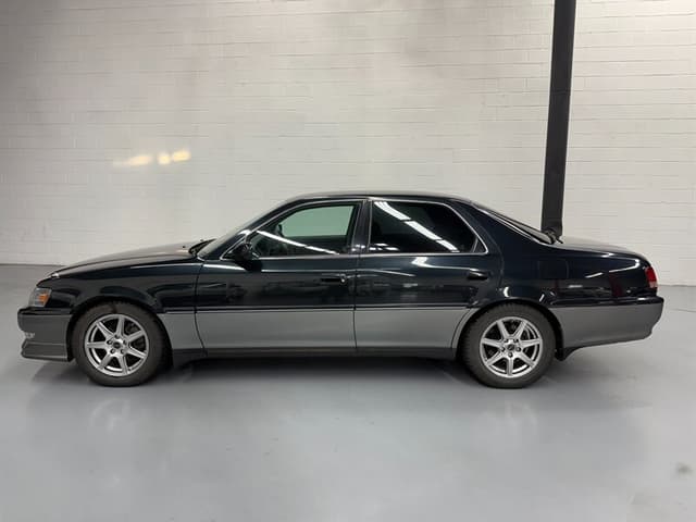 1998 Toyota Cresta JDM car for sale — photo 5 of 25