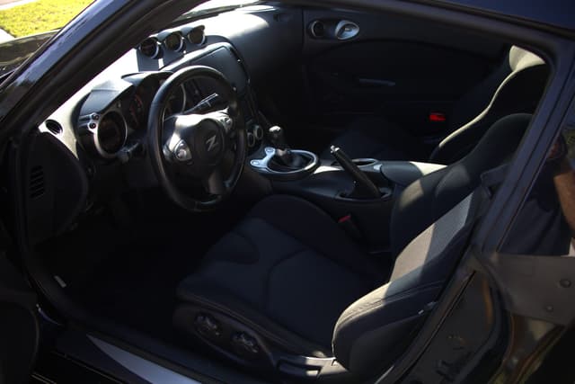 2014 Nissan Fairlady Z JDM car for sale — photo 3 of 21