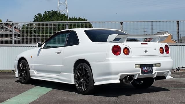 1999 Nissan Skyline JDM car for sale — photo 10 of 25