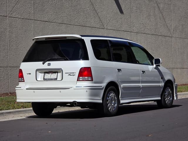 1997 Honda Odyssey JDM car for sale — photo 3 of 25