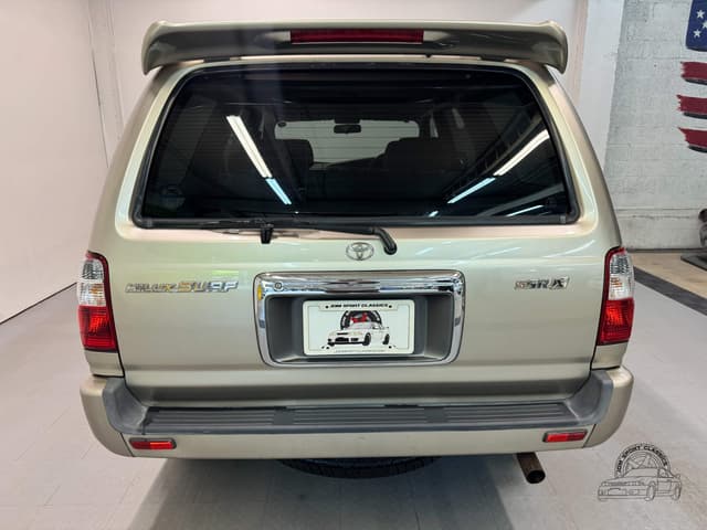 2000 Toyota Hilux Surf JDM car for sale — photo 18 of 25
