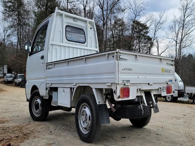 1995 Mitsubishi Minicab JDM car for sale — photo 3 of 19
