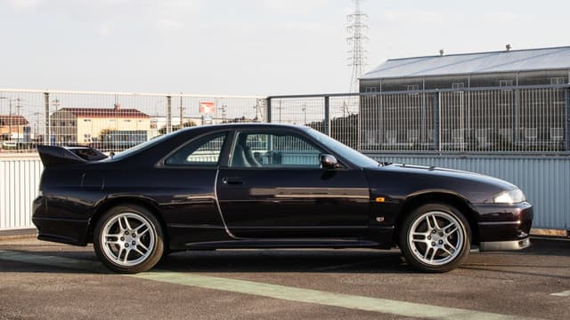 1995 Nissan Skyline JDM car for sale — photo 9 of 25
