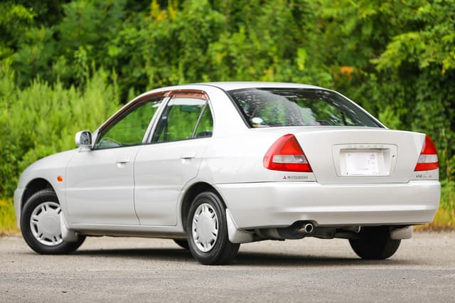 1996 Mitsubishi Mirage JDM car for sale — photo 6 of 25