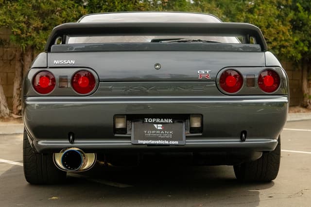 1990 Nissan Skyline JDM car for sale — photo 10 of 25