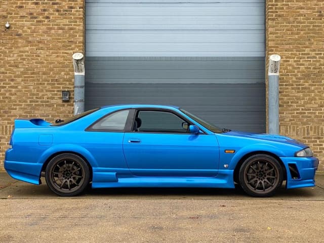 1995 Nissan Skyline JDM car for sale — photo 5 of 25