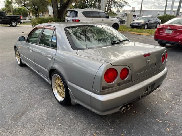1998 Nissan Skyline JDM car for sale — photo 5 of 17