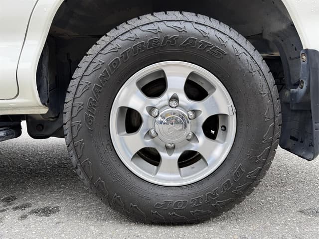 2005 Mitsubishi Delica JDM car for sale — photo 15 of 19