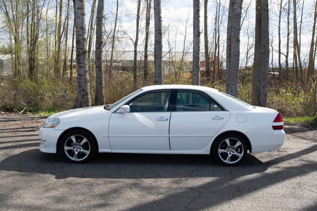 2001 Toyota Mark II JDM car for sale — photo 7 of 15
