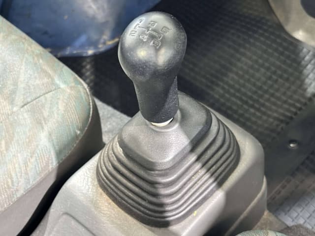 2000 Suzuki Carry JDM car for sale — photo 12 of 25