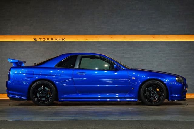 2002 Nissan Skyline JDM car for sale — photo 8 of 25