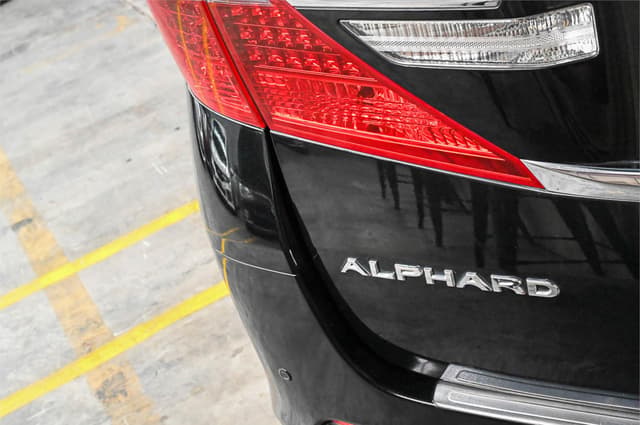 2012 Toyota Alphard JDM car for sale — photo 9 of 24