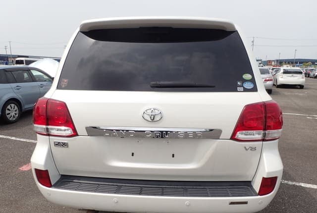 2009 Toyota Land Cruiser JDM car for sale — photo 4 of 25