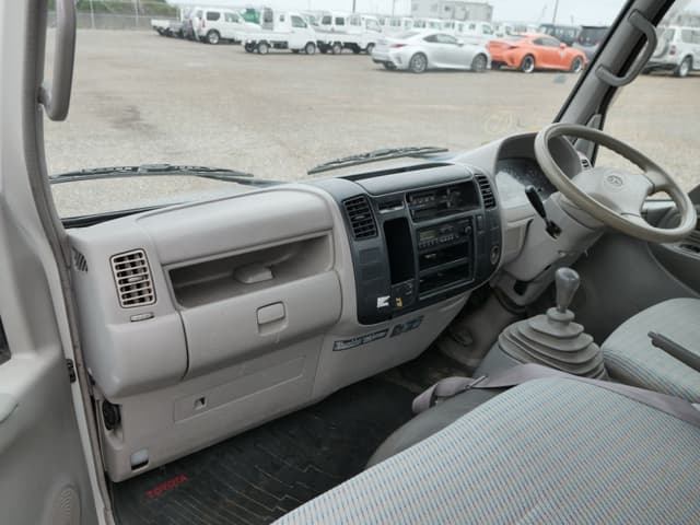 2001 Toyota Dyna JDM car for sale — photo 19 of 25