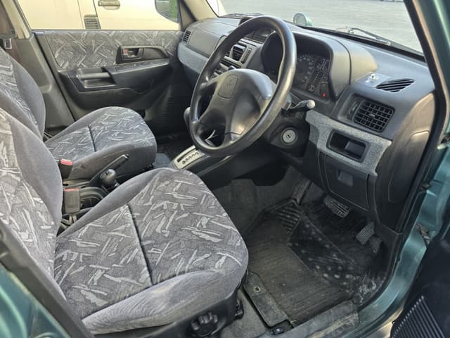 2000 Mitsubishi Pajero JDM car for sale — photo 3 of 3