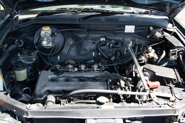 1999 Nissan Rnessa JDM car for sale — photo 14 of 15