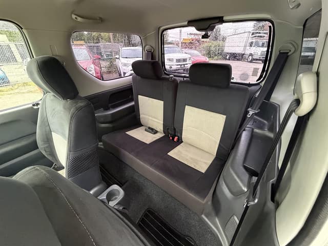 2008 Suzuki Jimny JDM car for sale — photo 12 of 17
