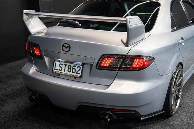 2005 Mazda Atenza JDM car for sale — photo 14 of 20