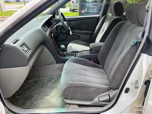 1998 Toyota Chaser JDM car for sale — photo 12 of 17