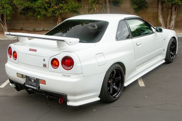 1999 Nissan Skyline JDM car for sale — photo 11 of 25