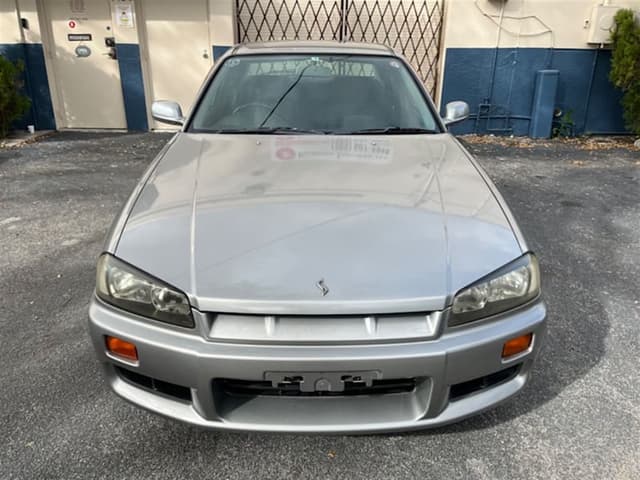 1998 Nissan Skyline JDM car for sale — photo 2 of 17