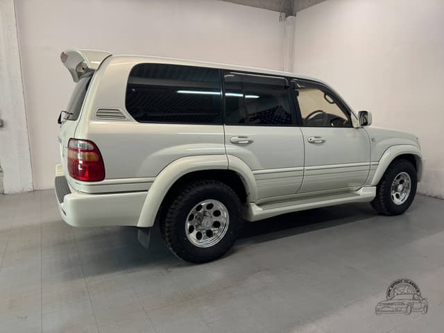 1998 Toyota Land Cruiser JDM car for sale — photo 20 of 25