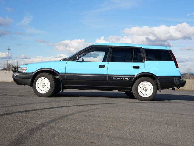 1992 Toyota Sprinter Carib JDM car for sale — photo 3 of 27