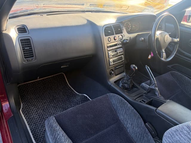 1994 Nissan Skyline JDM car for sale — photo 12 of 17