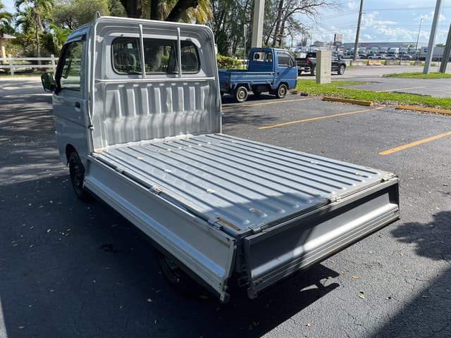 1999 Daihatsu Hijet JDM car for sale — photo 6 of 16