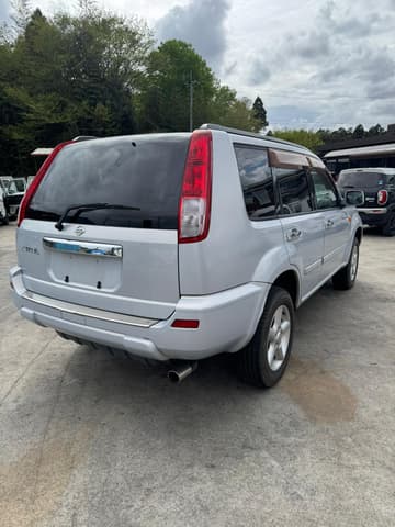 2001 Nissan X Trail JDM car for sale — photo 3 of 10