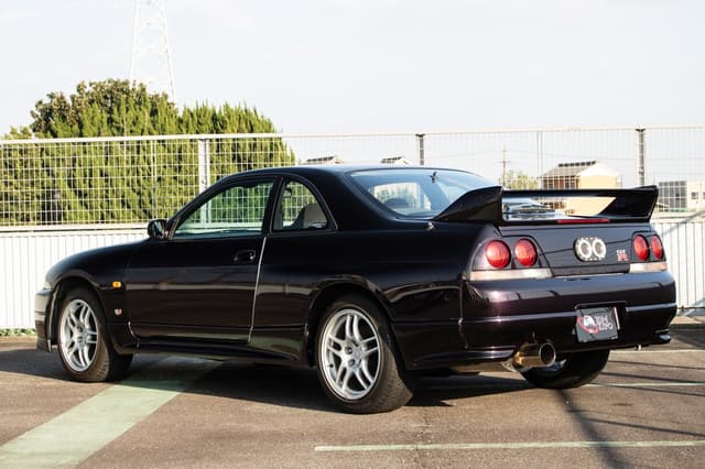 1995 Nissan Skyline JDM car for sale — photo 3 of 25