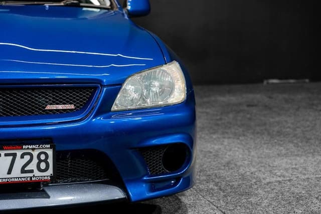 2003 Toyota Altezza JDM car for sale — photo 5 of 19