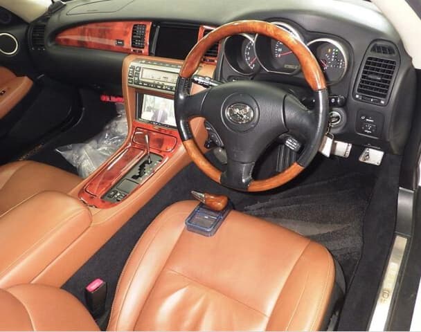 2001 Toyota Soarer JDM car for sale — photo 2 of 6