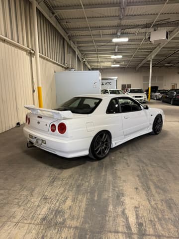 1998 Nissan Skyline JDM car for sale — photo 4 of 25