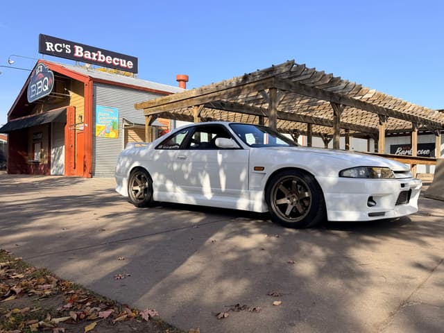 1997 Nissan Skyline JDM car for sale — photo 5 of 11