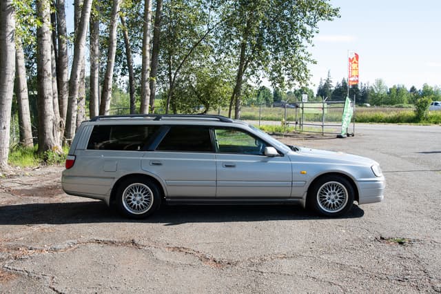 2000 Nissan Stagea JDM car for sale — photo 8 of 15