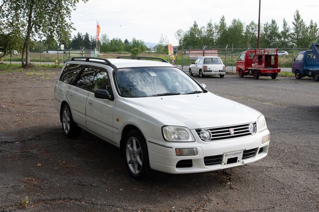 1999 Nissan Stagea JDM car for sale — photo 3 of 13