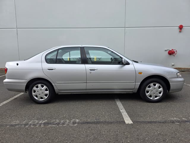 1997 Nissan Primera JDM car for sale — photo 8 of 20