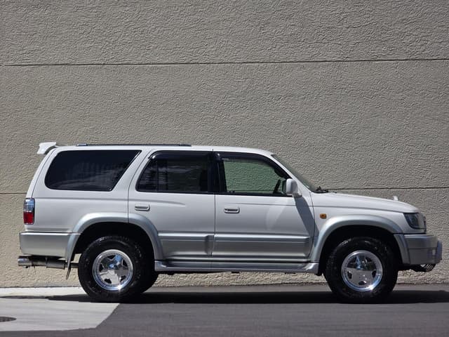2001 Toyota Hilux Surf JDM car for sale — photo 5 of 25