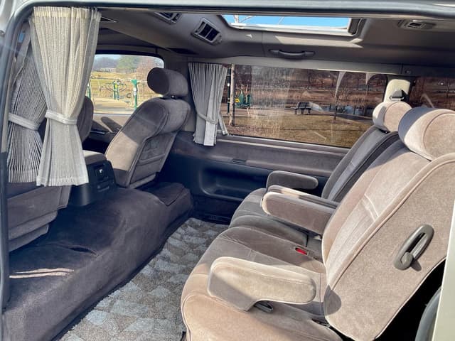 1996 Toyota HiAce JDM car for sale — photo 7 of 10