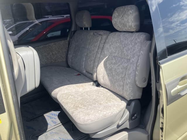 2000 Toyota Estima JDM car for sale — photo 10 of 12
