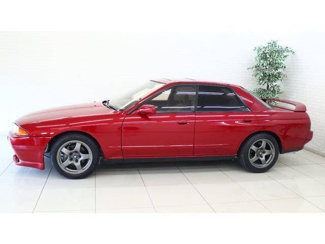 1990 Nissan Skyline JDM car for sale — photo 17 of 17
