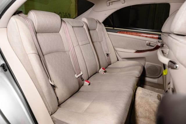 2006 Toyota Majesta JDM car for sale — photo 16 of 18