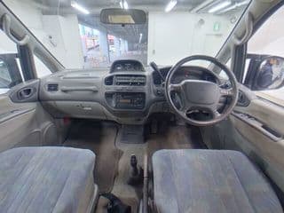 1997 Mitsubishi Delica JDM car for sale — photo 3 of 6